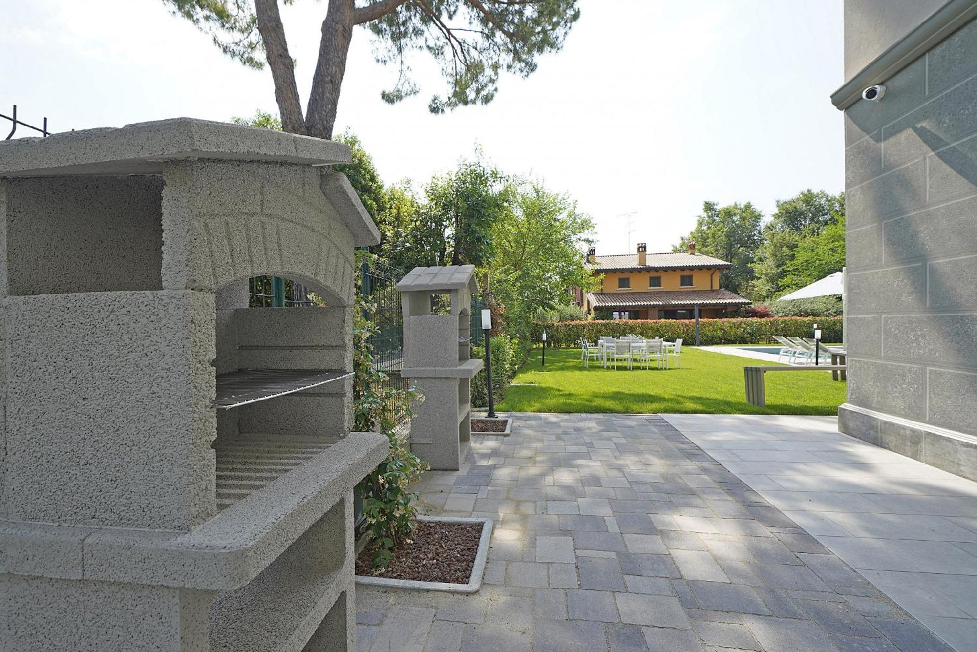 Villa Caterina Apartments By Wonderful Italy Desenzano del Garda Exterior photo