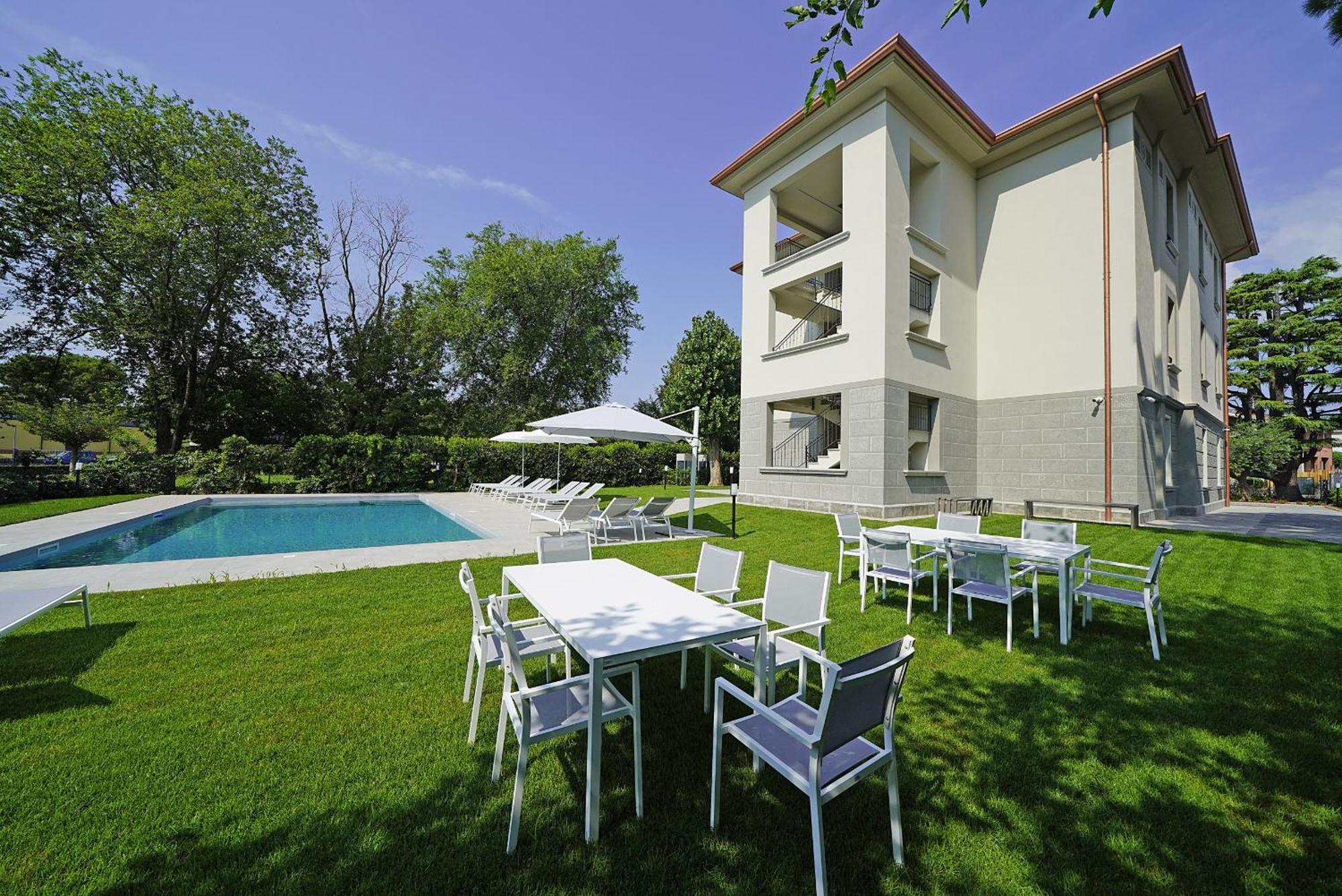 Villa Caterina Apartments By Wonderful Italy Desenzano del Garda Exterior photo